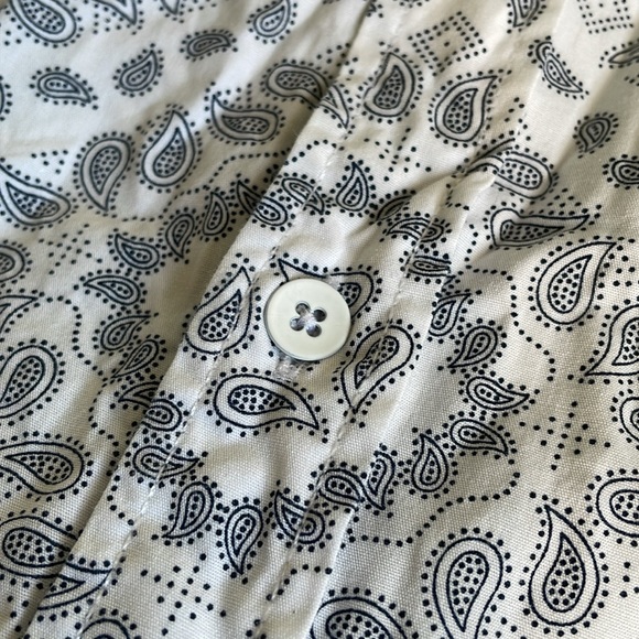 Express Soft Wash Paisley-Print Cotton Button down Shirt - Large - Picture 5 of 6
